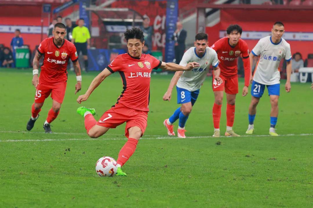 荷甲今夜再迎强敌，上海申花官宣签约，主帅态度：气氛紧张，心理建设被强调的简单介绍