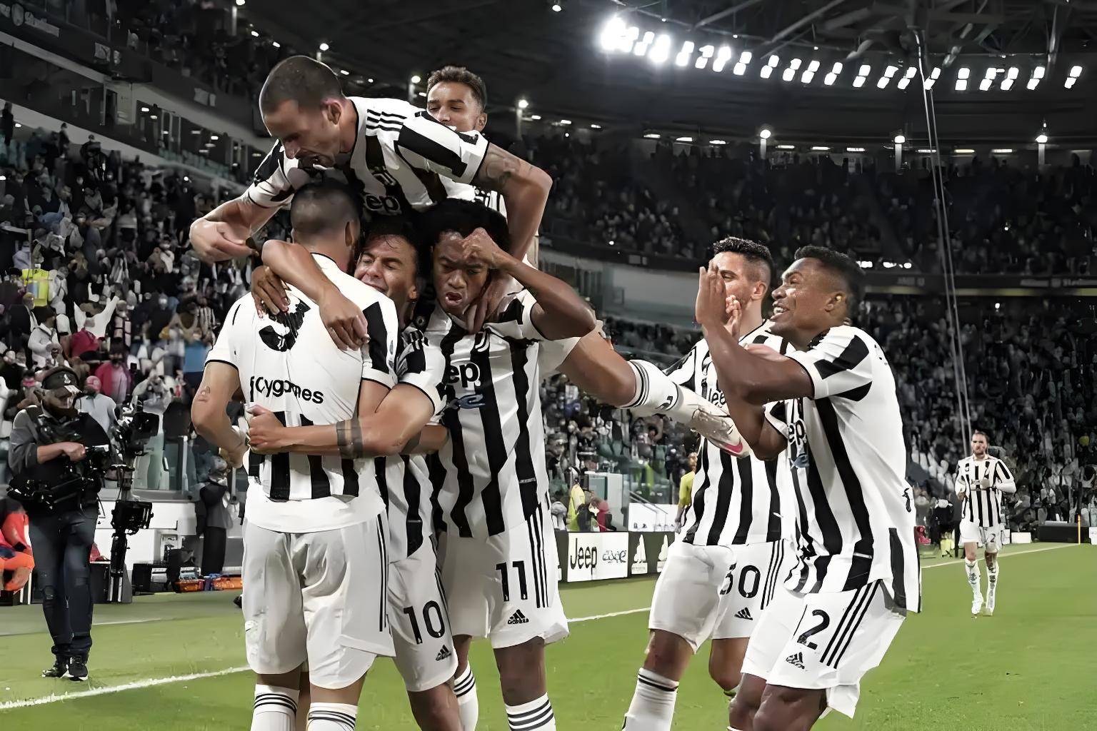 包含赛后突围战来临;拉齐奥围绕意甲再遭质疑;悬念犹存;年轻球员得到机会的词条 包含赛后突围战来临;拉齐奥围绕意甲再遭质疑;悬念犹存;年轻球员得到机会的词条