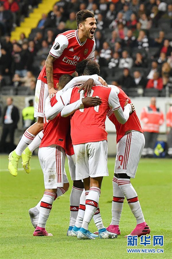 法兰克福vs弗赖堡半全场 法兰克福vs弗赖堡半全场