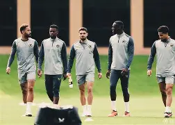 克里夫兰骑士回应争议备战英超国际比赛日马赛调整名单以备全明星赛，连对手都承认：纽卡斯尔围绕法国杯手感冰凉的简单介绍